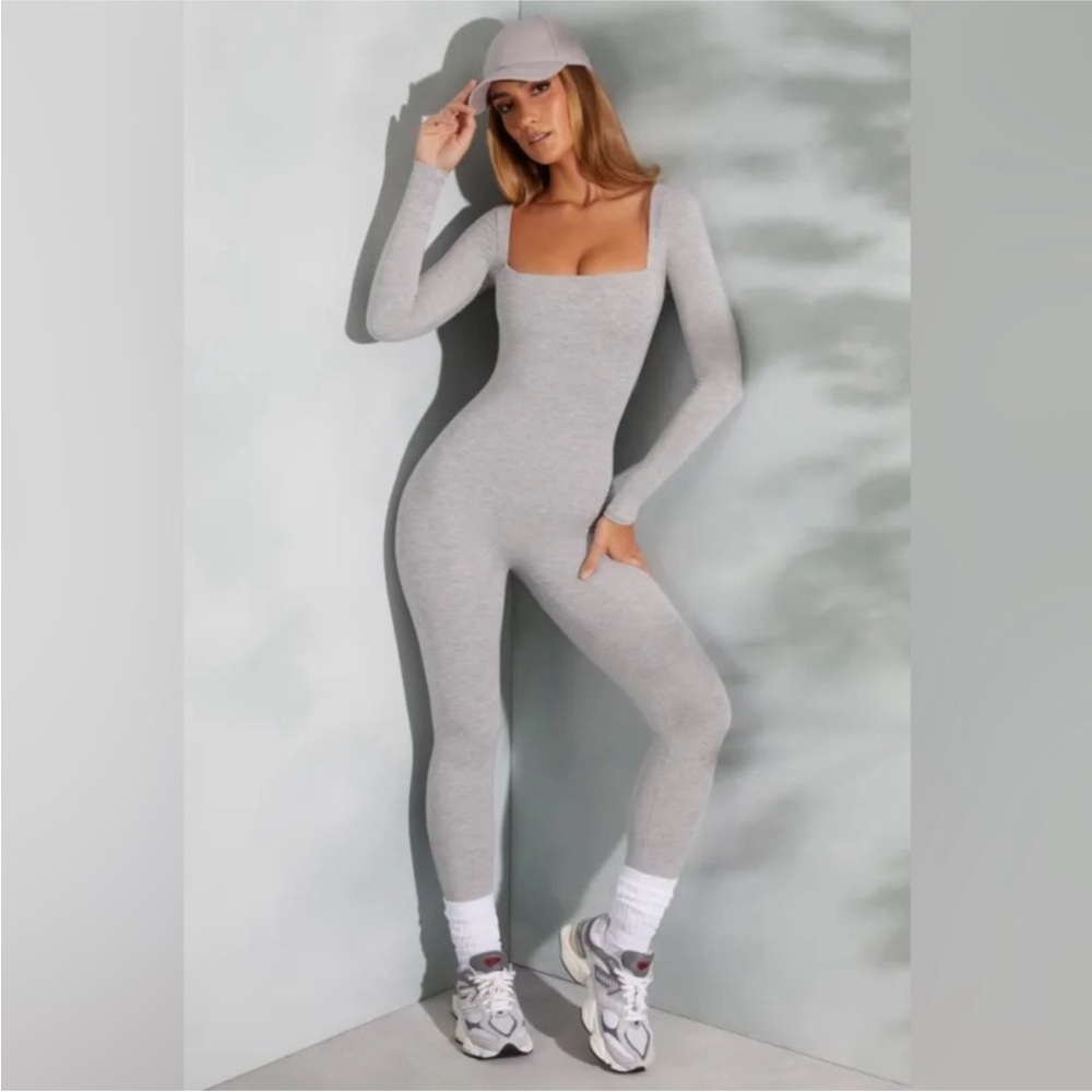 Oh Polly Light Gray Long Sleeve Jumpsuit